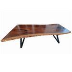 Blat masa lemn masiv , potrivita ca si masa conferinte sau ca si masa intr-un living spatios