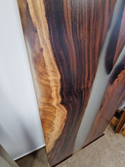 Blat masa din lemn masiv de nuc si epoxy Zambezi 200*90*5 Cm