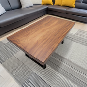 Victoria, masuta cafea din lemn masiv de nuc 100x60x5,4 cm