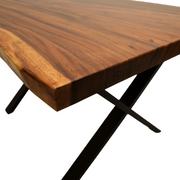 Masa Bega, lemn masiv nuc margine naturala finisaj satinat. potrivita pentru living sau bucatarie