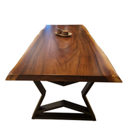 Masa Vistula, Blat din Lemn Masiv de Nuc O Singură Bucată – 220 cm, Margine Naturală